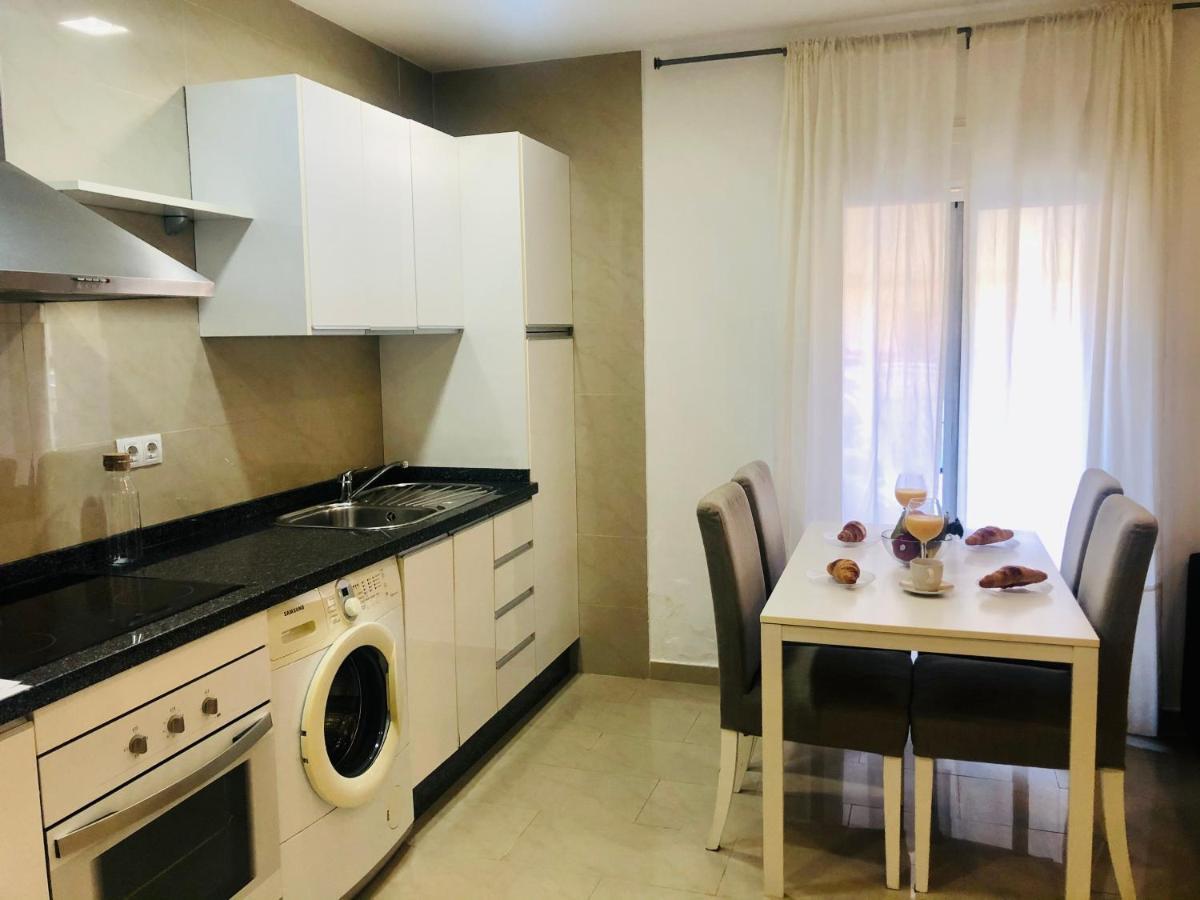 Kawaii Beachfront Malagueta Apartment Malaga Zewnętrze zdjęcie