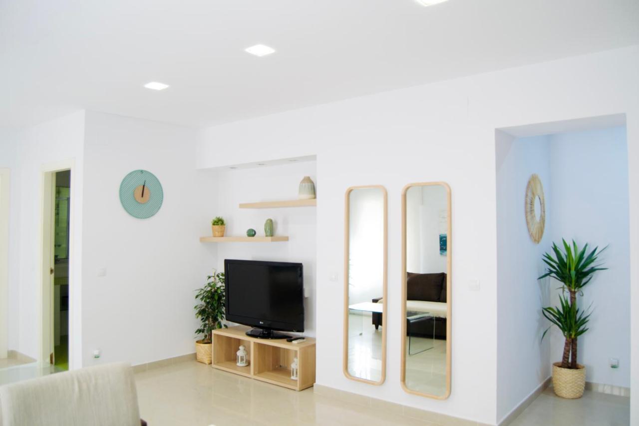 Kawaii Beachfront Malagueta Apartment Malaga Zewnętrze zdjęcie